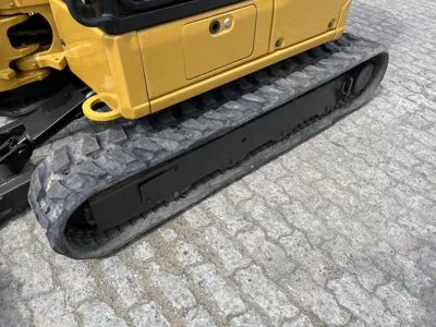 83275