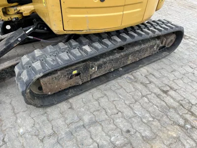 83263