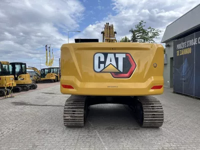 83282