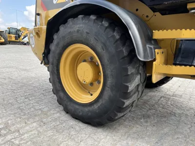 83260