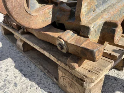 83311