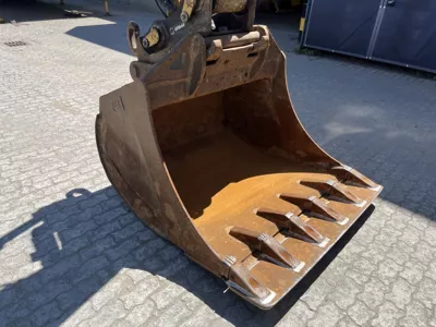 83249