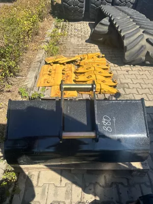 83317