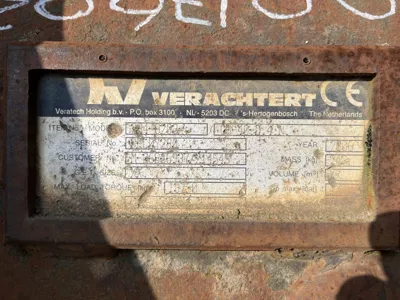 83313